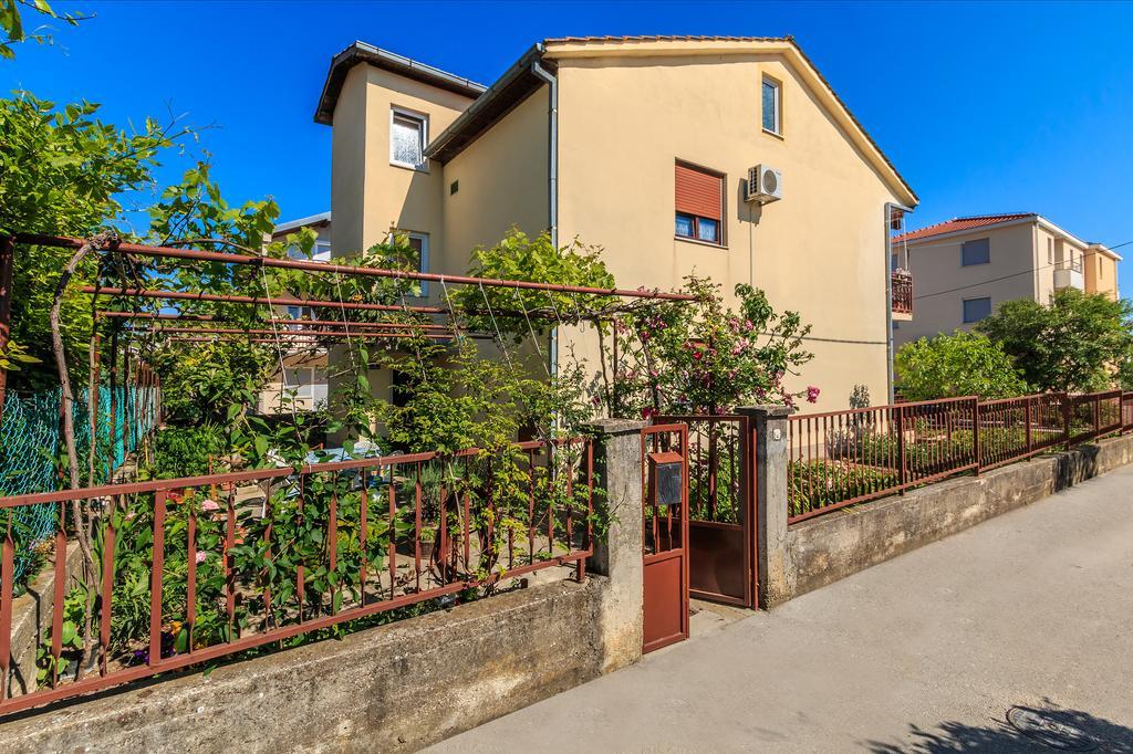 Apartments Marija คาชเตลา ภายนอก รูปภาพ