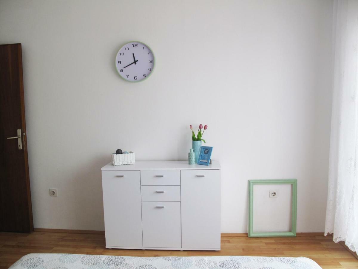 Apartments Marija คาชเตลา ภายนอก รูปภาพ
