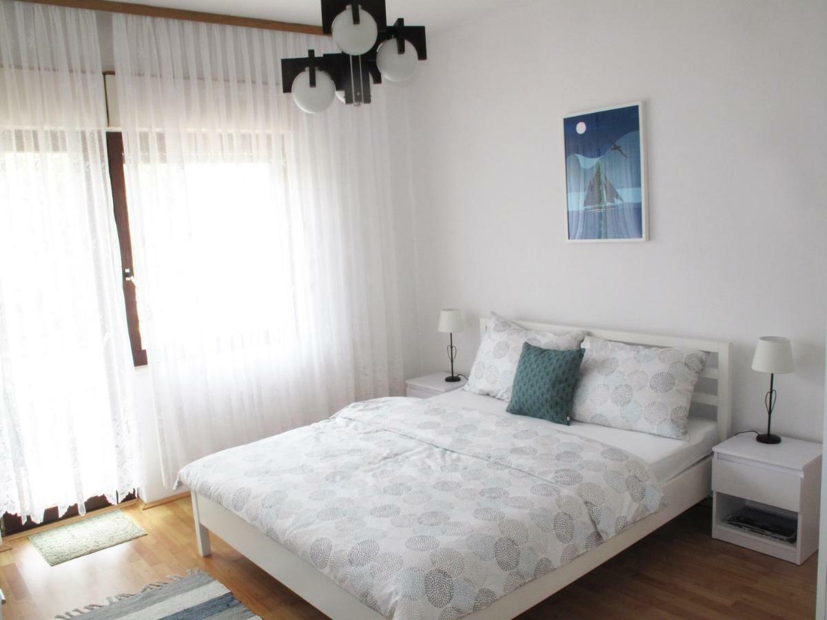 Apartments Marija คาชเตลา ภายนอก รูปภาพ