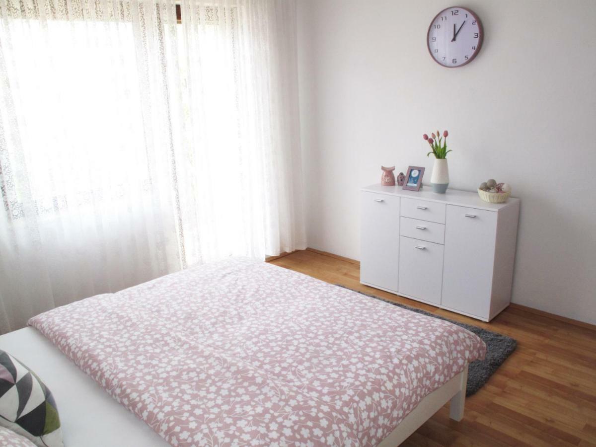 Apartments Marija คาชเตลา ภายนอก รูปภาพ